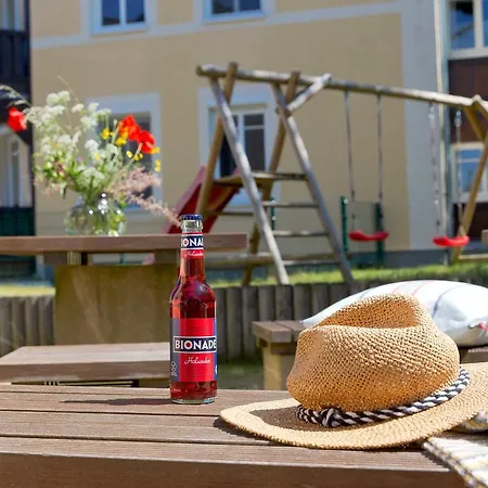 Ahbecker Hohe - Bergstrasse 酒店 *